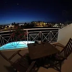 Kato Appartement *