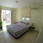 Kato Apartman